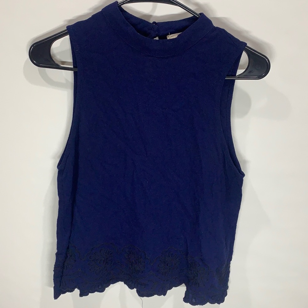 Intu navy blue mock neck short sleeve top